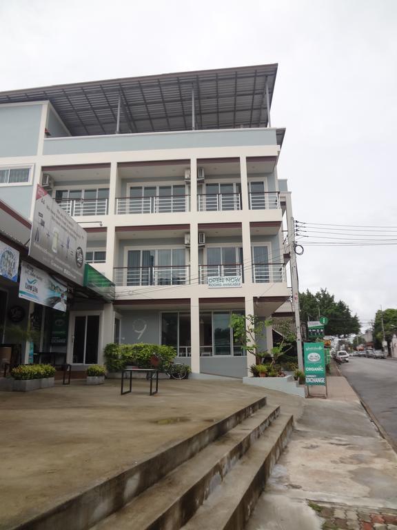 The 9Th House Hotel Krabi town Екстериор снимка